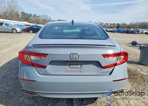 2022 Honda Accord Sport z USA, uszkodzony, nr VIN 1HGCV1F30NA088279